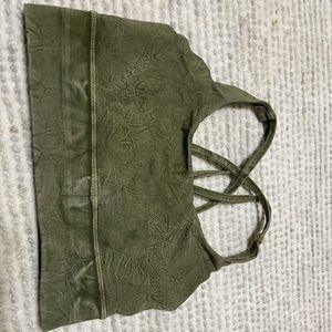 Lululemon sports bra